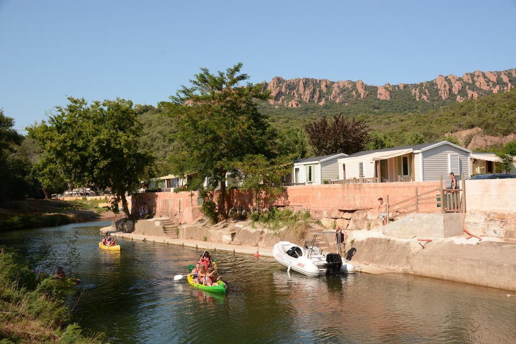 Camping Vallee Du Paradis Saint-Raphael  Exterior photo